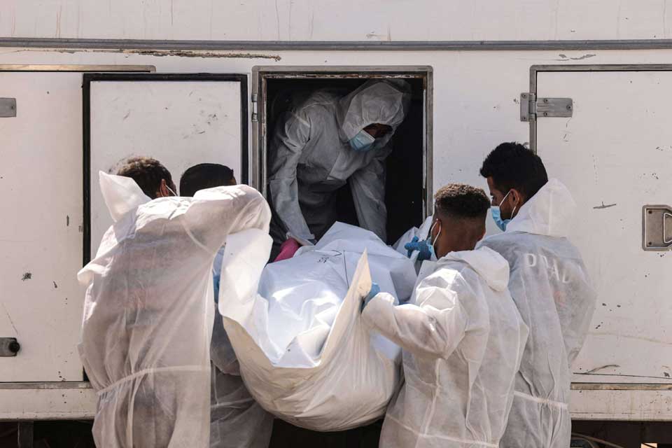 مسؤول فلسطيني: الجثامين التي سلمتها إسرائيل أمس معظمها ذائبة أو عظام