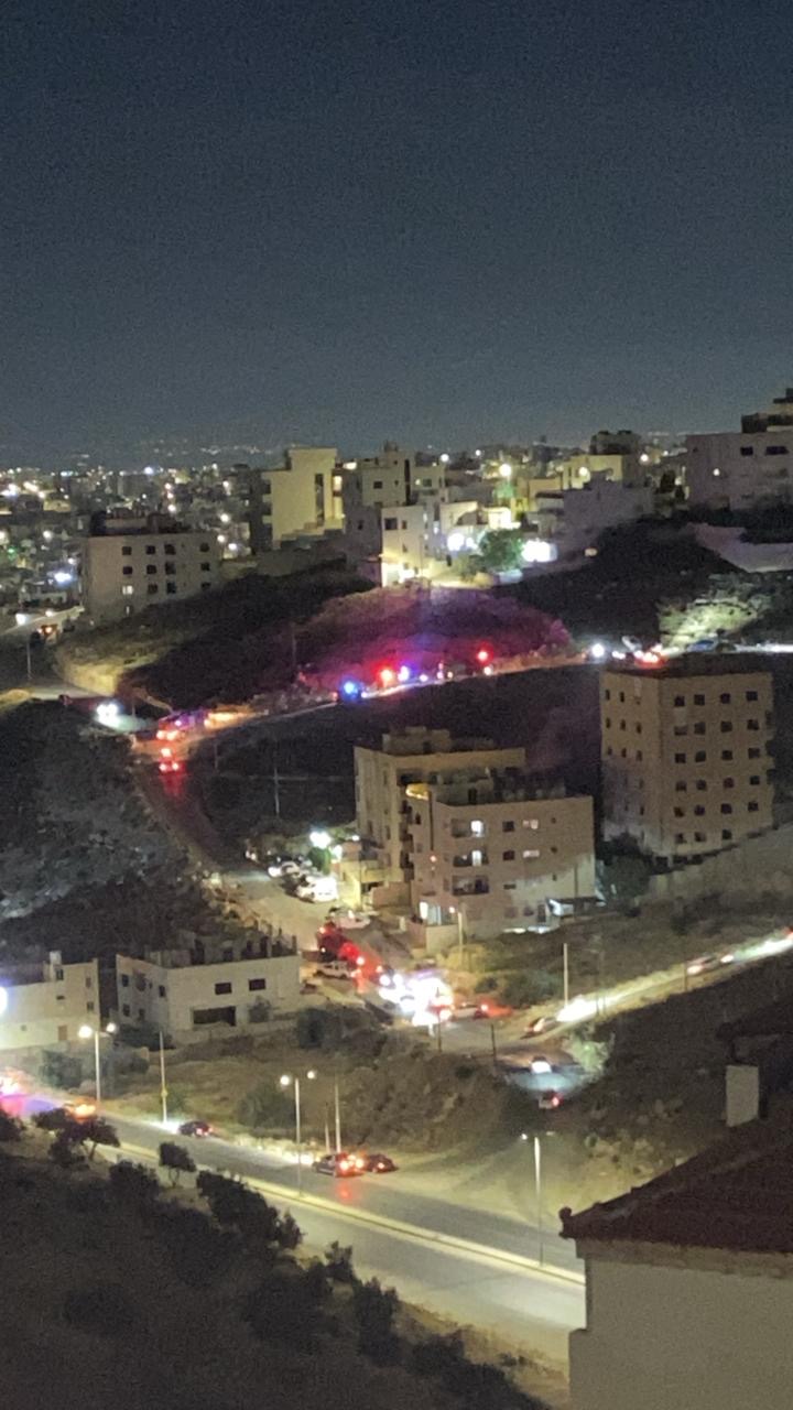 لا شظايا صواريخ في أبو علندا .. الامن العام يوضح حقيقة الحريق 