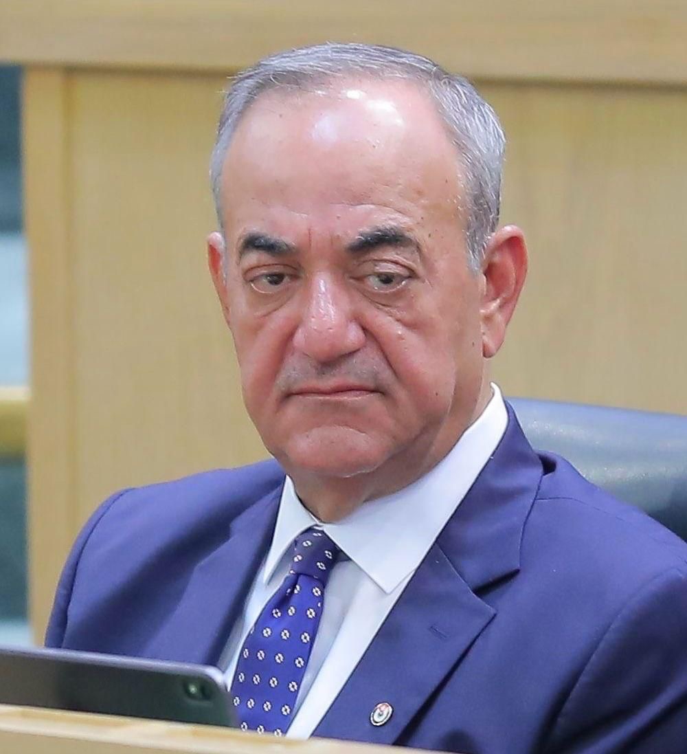 العين السابق عبدالحكيم الهندي يكتب : هل يسمع دولة الرئيس 