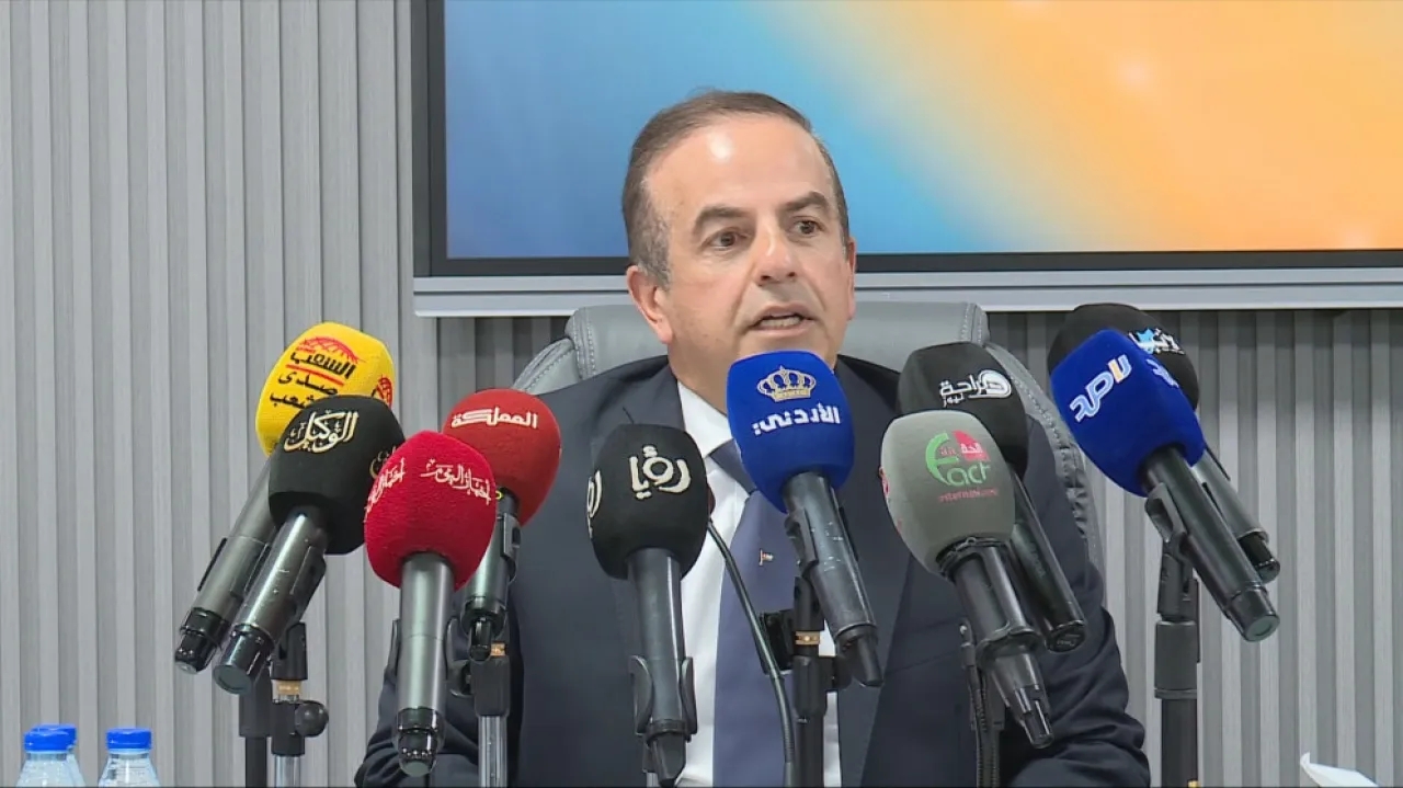 لا زيادة على رسوم استصدار الجواز الإلكتروني