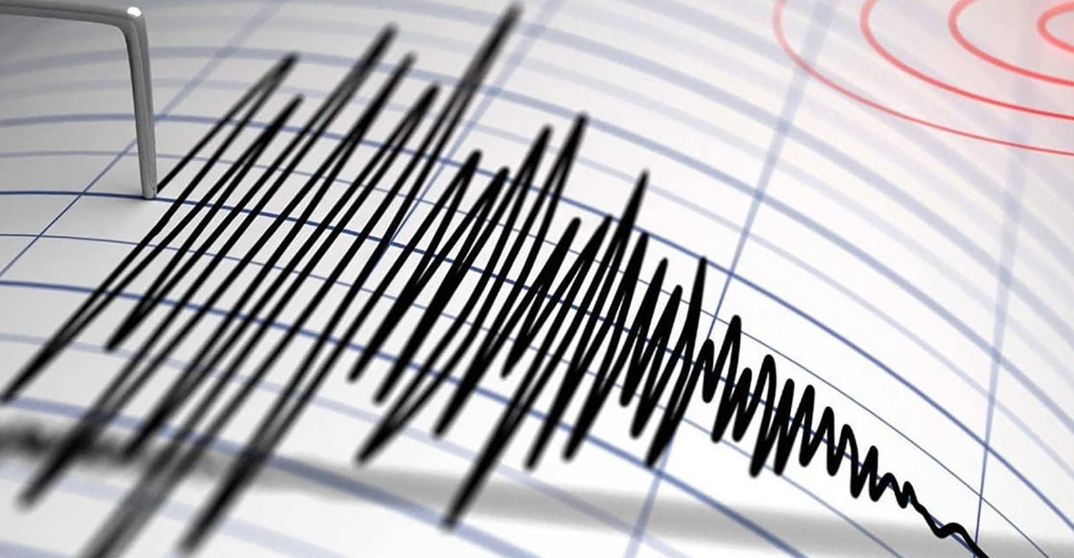 زلزال بقوة 5.2 درجة يضرب جزيرة إيفيا اليونانية