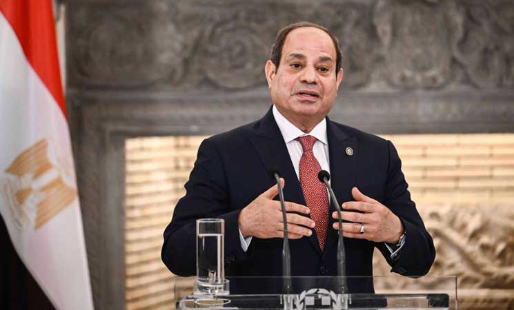 السيسي يقرر منح ترامب أرفع وسام بمصر لدوره في وقف حرب غزة- (تدوينة)