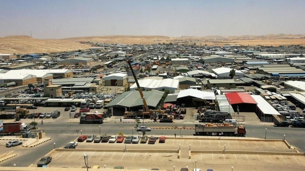 انتقاد نيابي لغياب رئيس الوزراء عن زيارة المنطقة الحرة (تفاصيل)