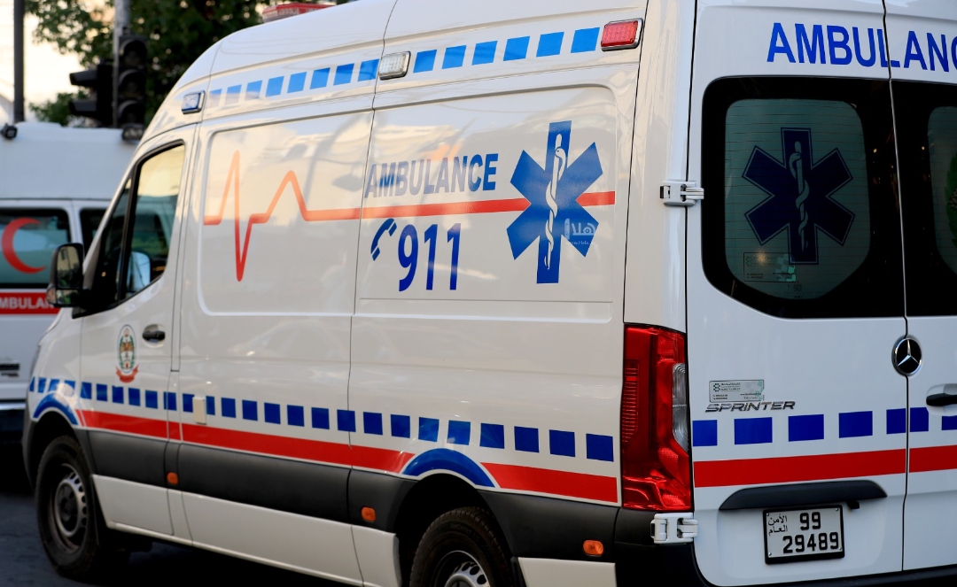 وفاة و6 إصابات نتيجة حادث تصادم في العقبة