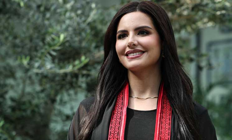 نادين أيوب أول فلسطينية تشارك في مسابقة ملكة جمال الكون: لنا أيضا أحلامنا- (صور)