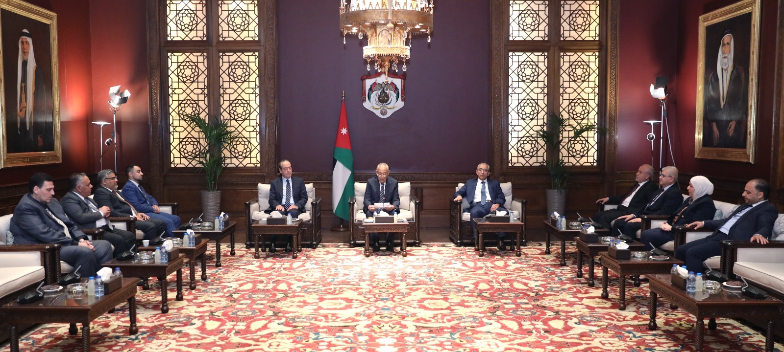 العيسوي يوضح مرتكزات رؤية الملك للتحديث الشامل والاستقرار خلال لقاء حزب القدوة ونقابة المهندسين