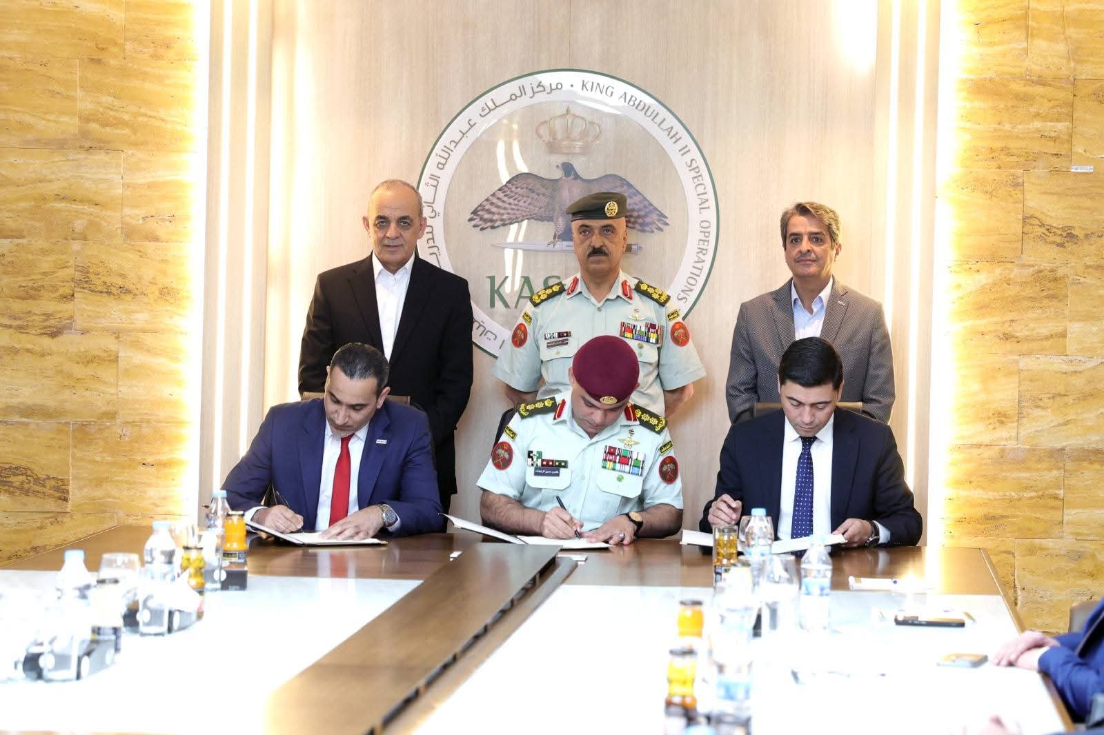 توقيع اتفاقية تعاون لتنظيم وتطوير سياحة المغامرات والتجارب المحلية