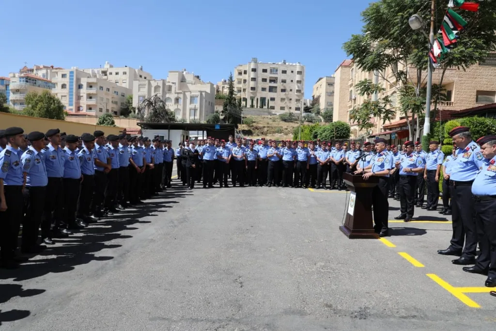 اللواء المعايطة يزور إدارة الإقامة والحدود ويوعز بمضاعفة الجهود للتسهيل على حجاج بيت الله.