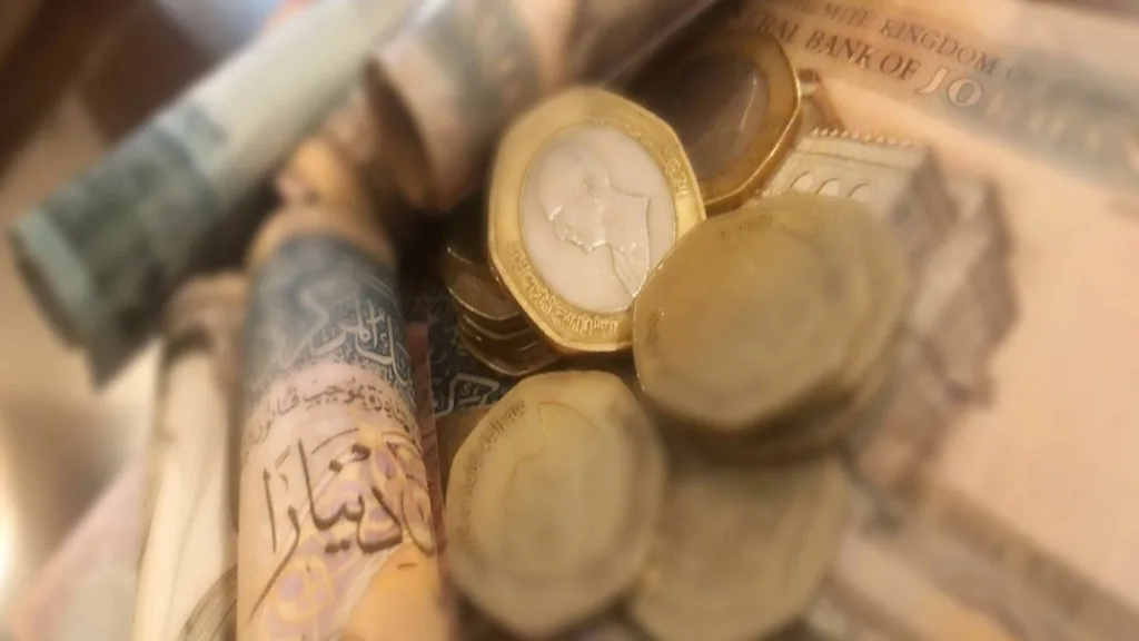 صرف بدل محروقات لطلبة جامعيين بالأردن