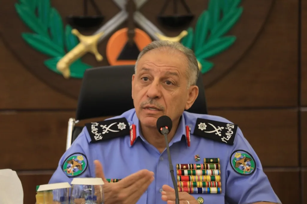 المعايطة يؤكد على ضرورة استمرار الخدمات الأمنية والإنسانية للمواطنين والمقيمين ولزوّار المملكة خلال عيد الأضحى المبارك