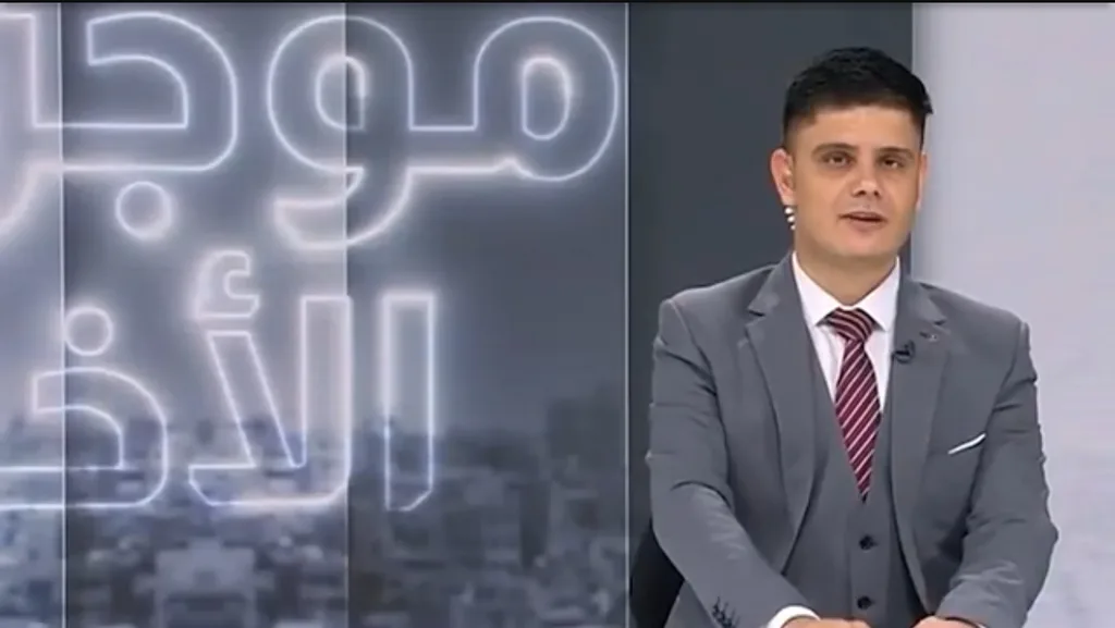 الربابعة أول مذيع عربي كفيف .. حقق حلمه رغم ضعف الترتيبات التيسيرية في المؤسسات الاعلامية الاردنية