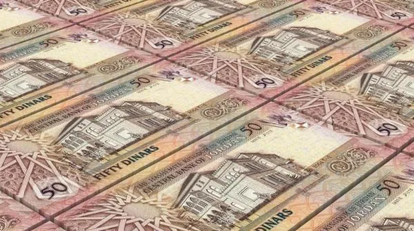ارتفاع الإيرادات المحلية 5.807 مليار دينار لنهاية آب
