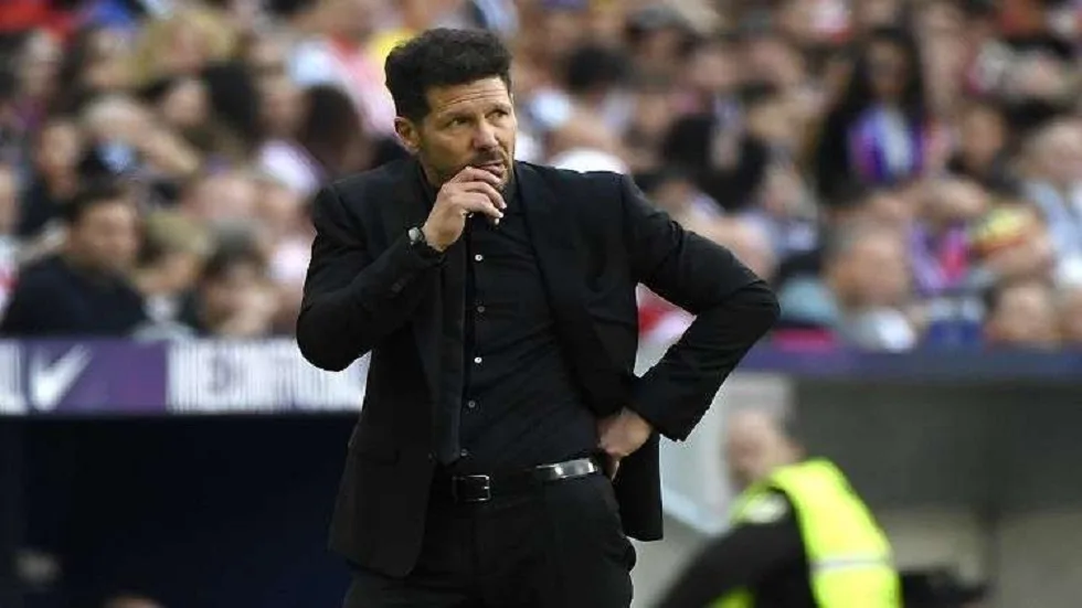 إصابة مدرب أتلتيكو مدريد بكورونا