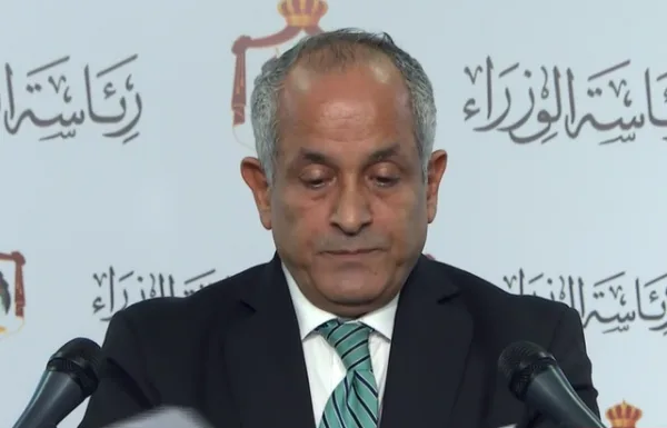 العايد يعلن حظر الجمعة وتمديد الليلي رسميا .. وتغليظ العقوبات