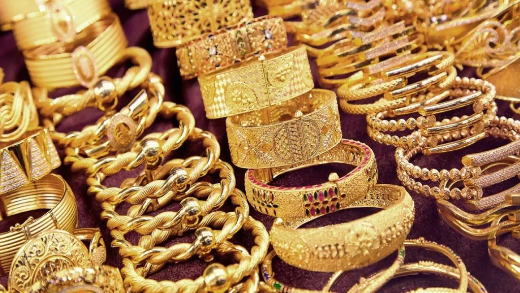 40.8 دينار سعر غرام الذهب عيار 21 بالسوق المحلية