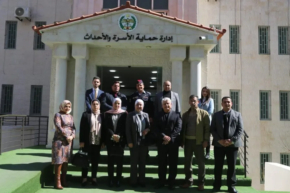 لجنة المرأة النيابية تزور إدارة حماية الأسرة والأحداث