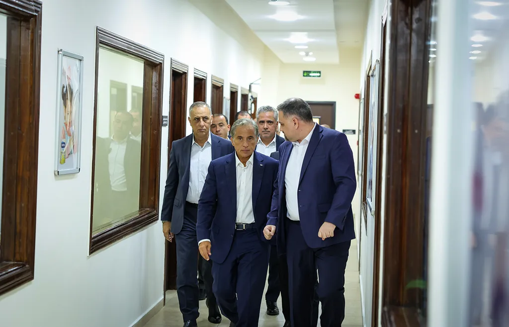 رئيس الوزراء يتفقد أربعة مواقع في لواء ناعور