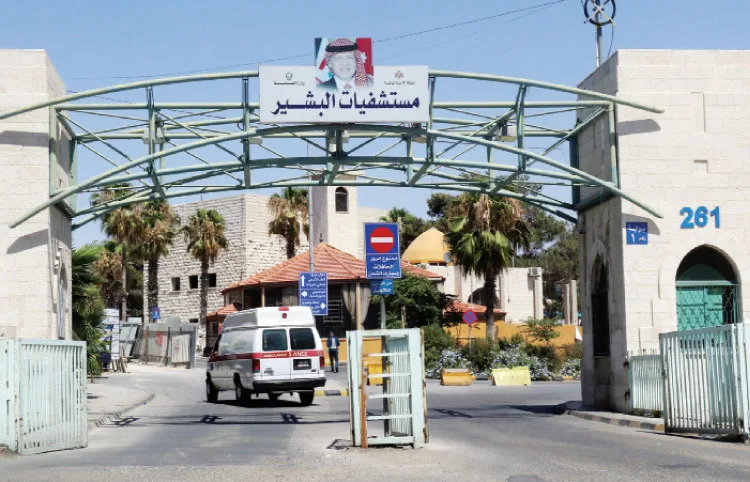 لجنة “البشير”: 5 أطباء قصروا بتشخيص الطفلة المتوفاة
