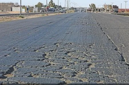 إيعار باستكمال صيانة الأجزاء الأكثر تضررا من الصحراوي