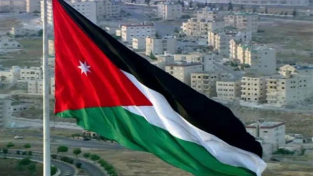 الحرارة أعلى من معدلاتها بنحو 6 درجات السبت