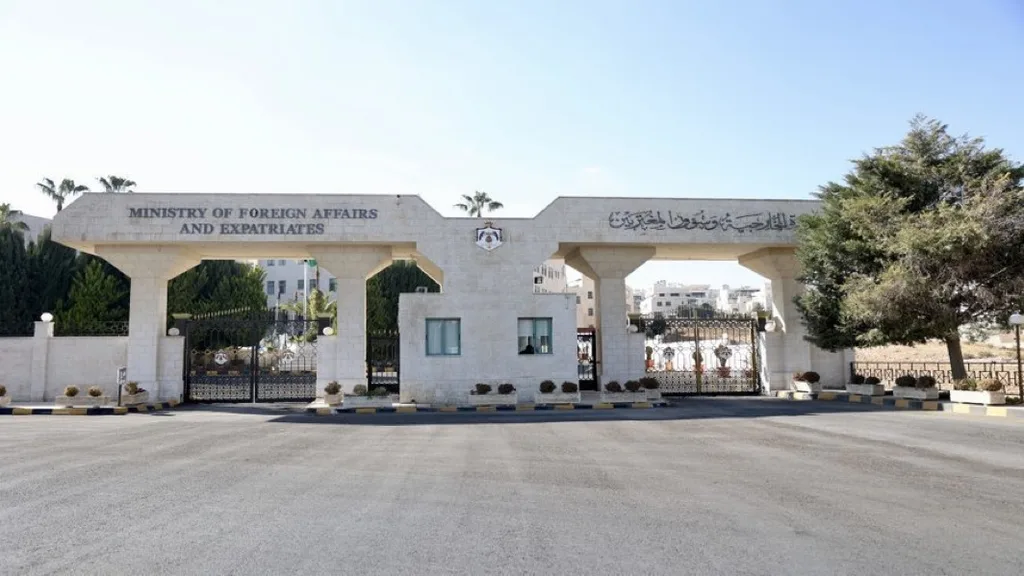 الأردن يتسلم جثمان منفذ عملية معبر الكرامة عبدالمطلب القيسي