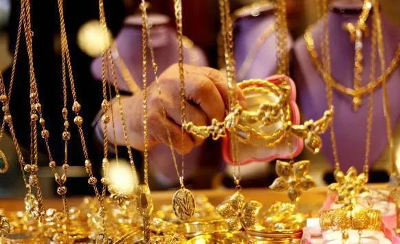 37.6 دينار غرام الذهب