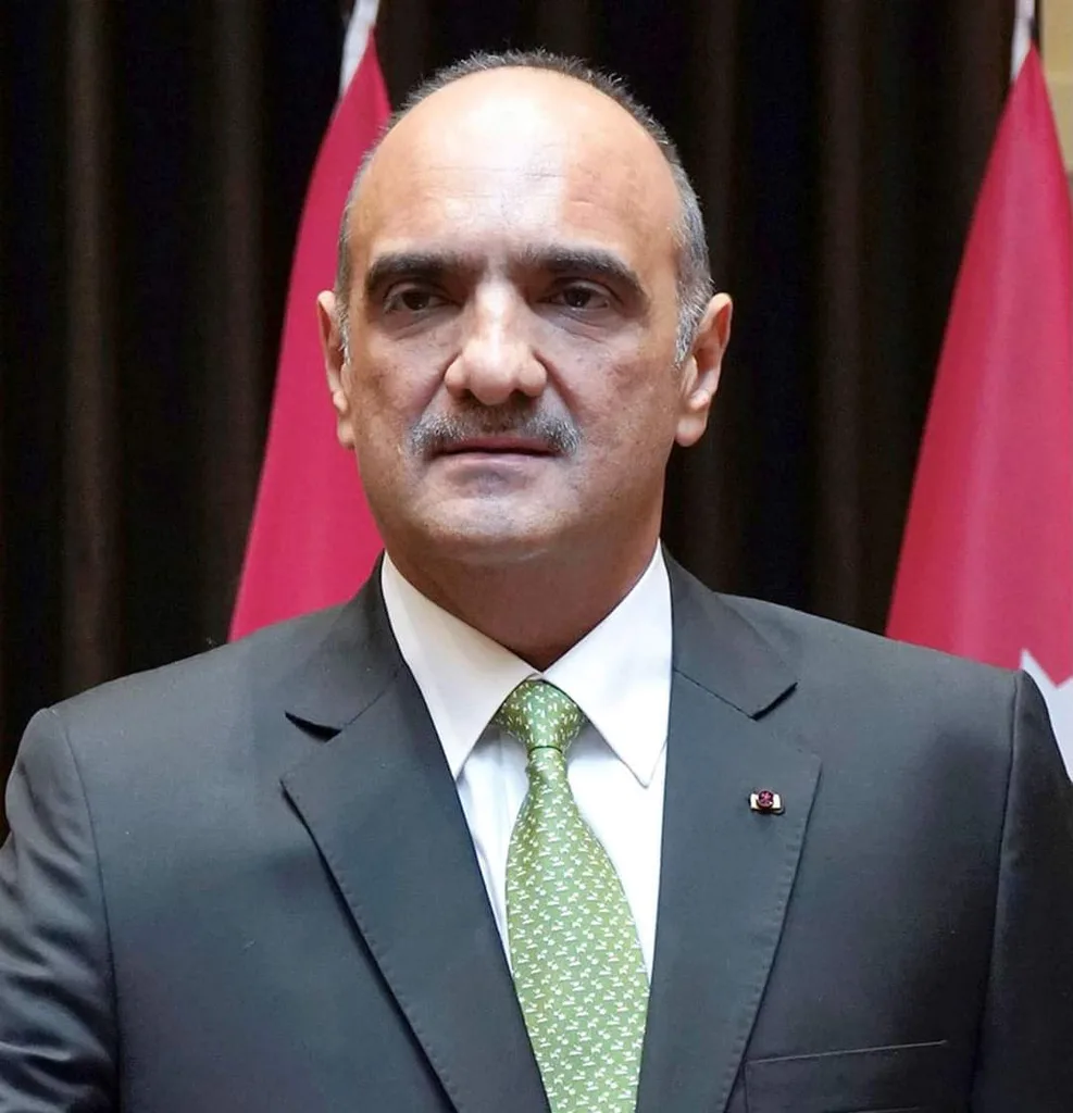 الخصاونة ينعى وفاة وزير الصحة الأسبق الدكتور عارف البطاينة