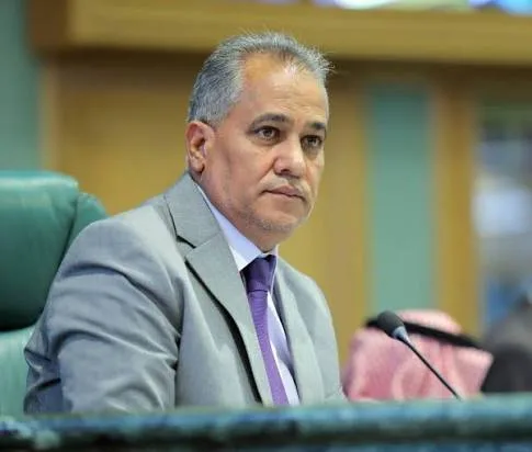 الهميسات يوجه 17 سؤالاً نيابياً حول الجامعة الأردنية
