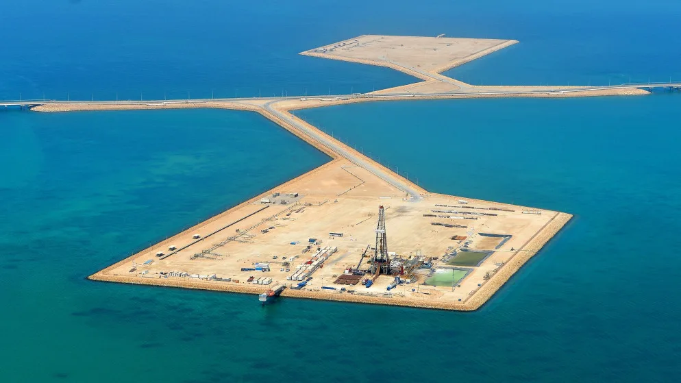 الأردن يدعو الولايات المتحدة والسعودية لحوار بشأن قرار تخفيض إنتاج النفط
