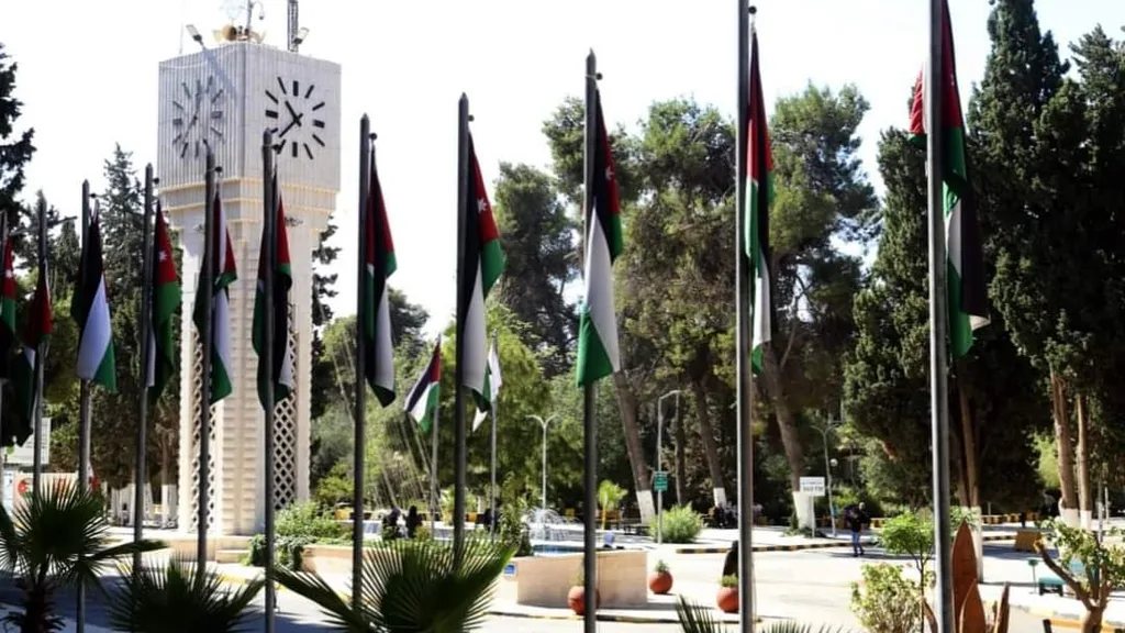 فيديو متداول لطالب هندسة زراعية توقف الجامعة الاردنية تخرجه بسبب  طورية 