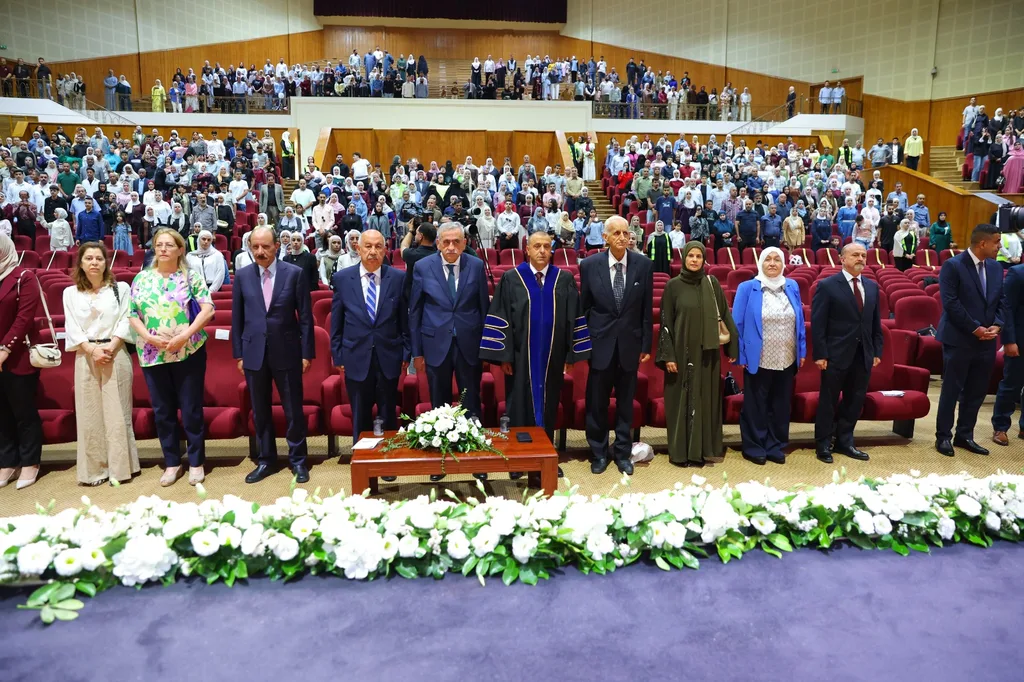 في عرسٍ أكاديمي.. تخريج الفوج الـ45 من صانعات المستقبل في كلية الأميرة ثروت