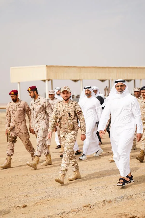 ولي العهد يحضر في أبوظبي تمرينا عسكريا تعبويا أردنيا إماراتيا