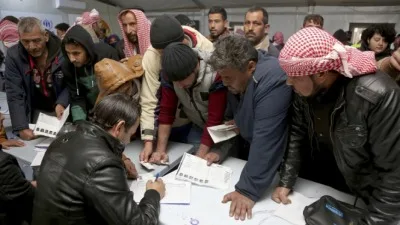 الزيود : يوضح تفاصيل قرار تنظيم عمل السوريين