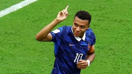 رسميًا: مبابي الهداف التاريخي لكأس العالم .. وميسي وصيفًا