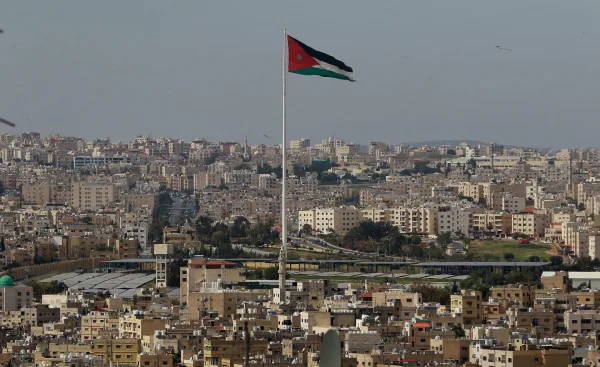 بينها الأردن .. المركزية الأميركية: مناقشات مجدية مع قادة جيوش الشرق المتوسط