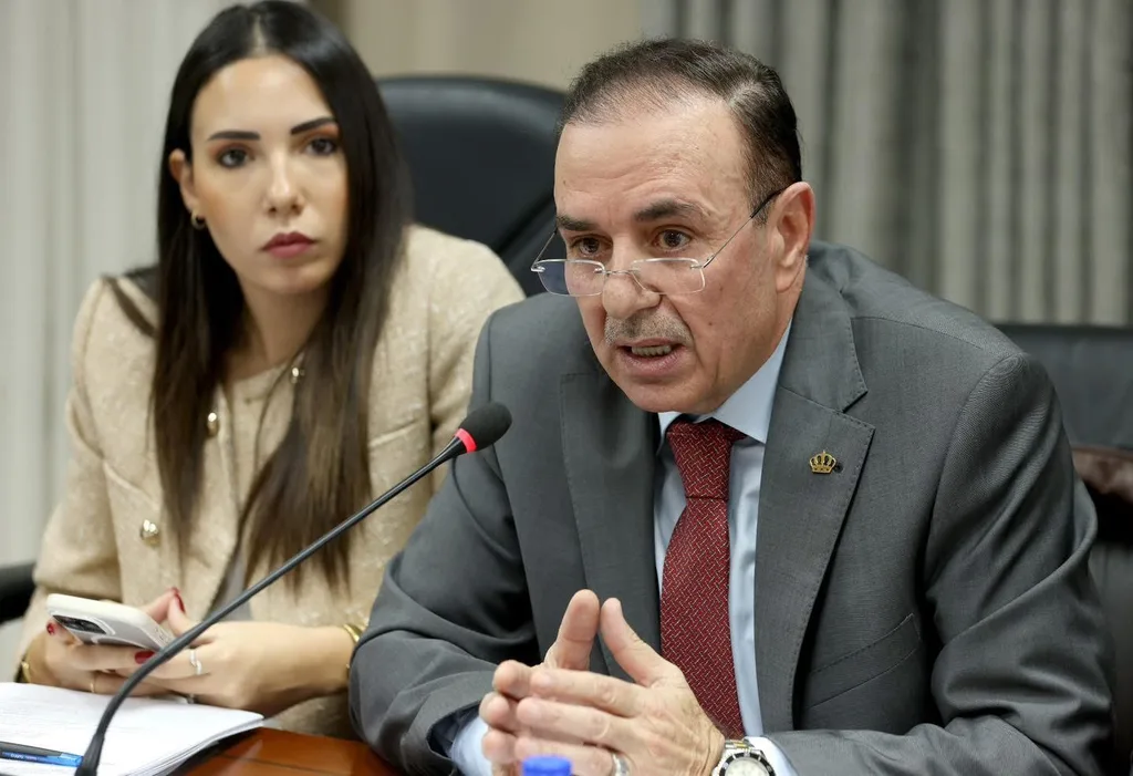 الزعبي: المواطن ما يزال يعاني وخطط معهد الإدارة عناوين جميلة بلا أثر