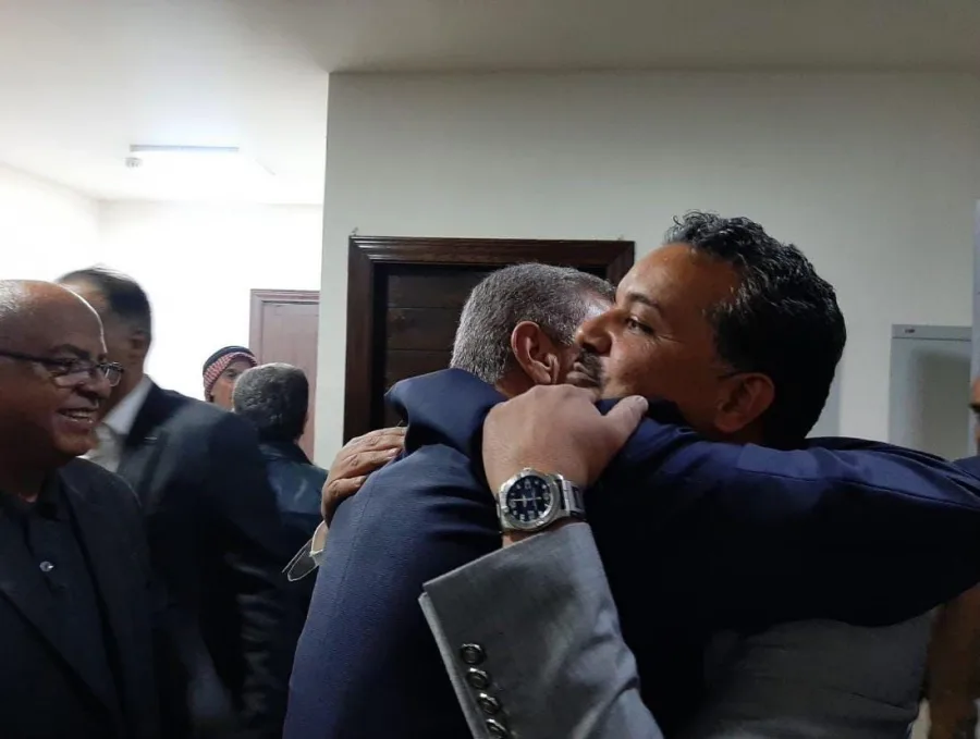 العساف يبارك للحديد رئاسة الفيصلي