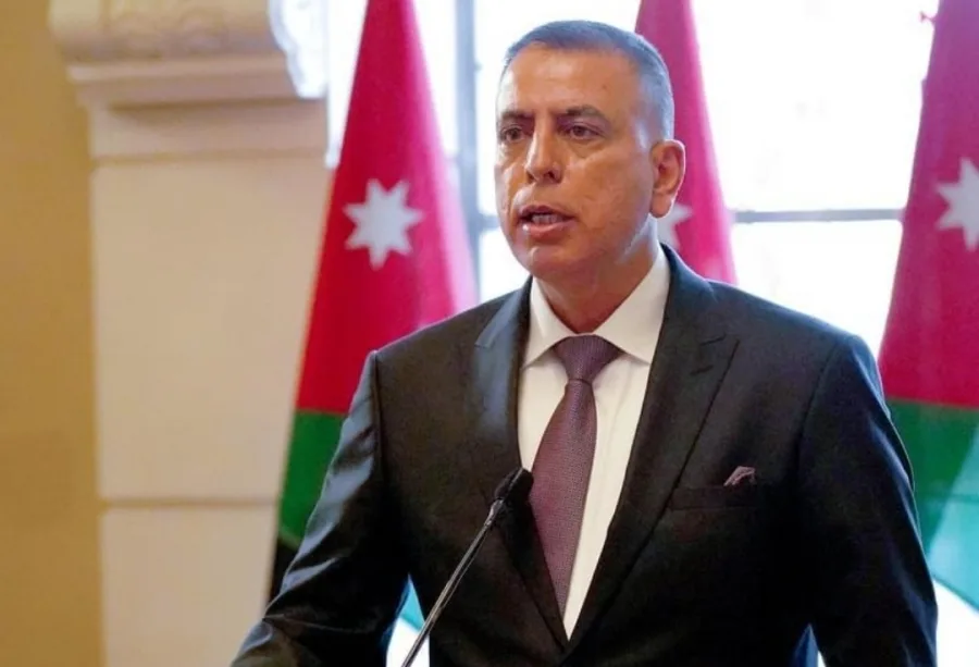 الفراية: تجديد أذونات إقامة المستثمرين بنفس اليوم