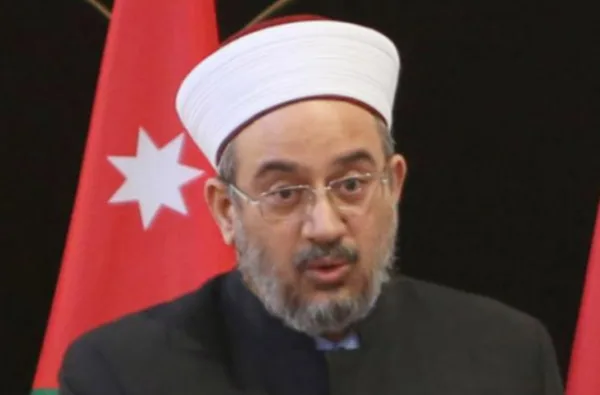 دفع ديون 1285 غارمة جديدة