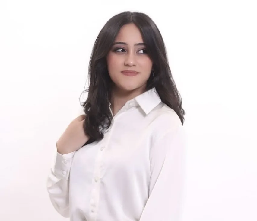 عبير الصلاحات تحتفل بنجاح ابنتها تالين