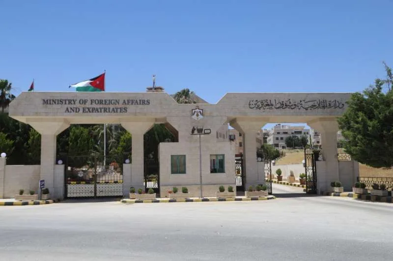 الأردن يدين إحراق نسخة من المصحف الشريف في الدنمارك: ليست حرية تعبير!