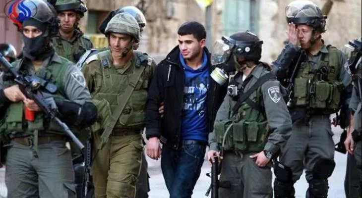 الاحتلال يعتقل 20 فلسطينيا من الضفة الغربية