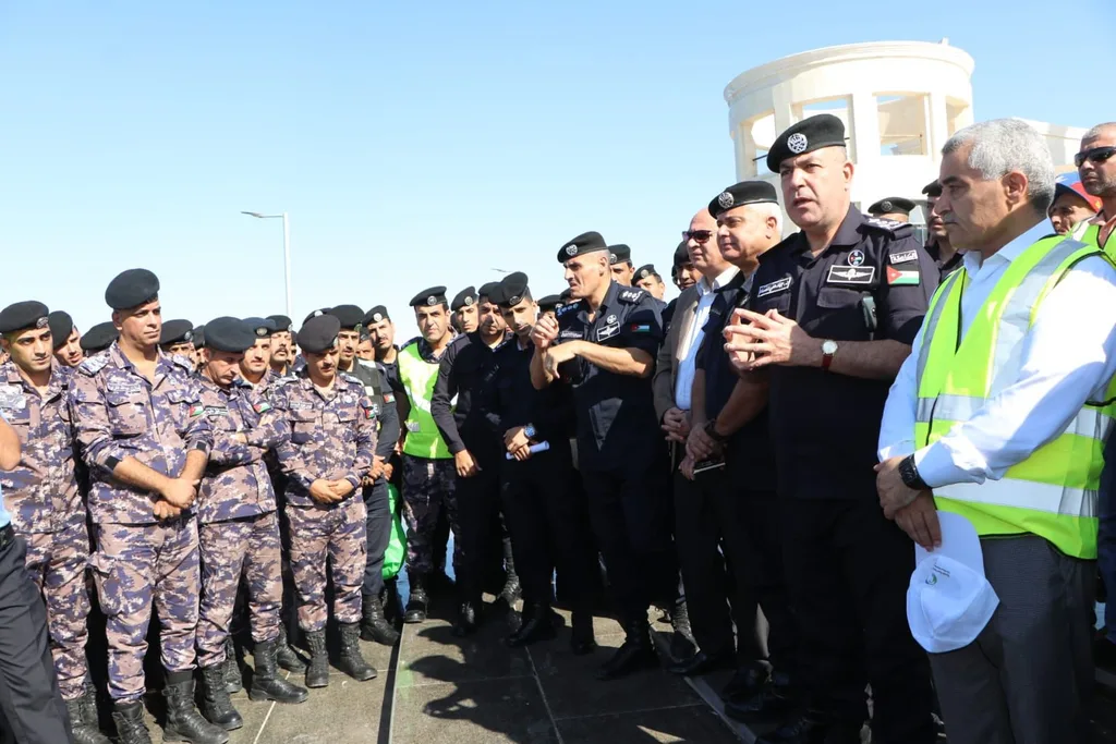 إطلاق حملة بيئية شاملة على شواطئ خليج العقبة