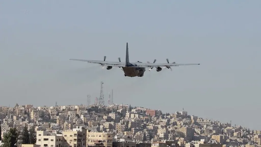 إجلاء 11 أردنيا جديدا من لبنان