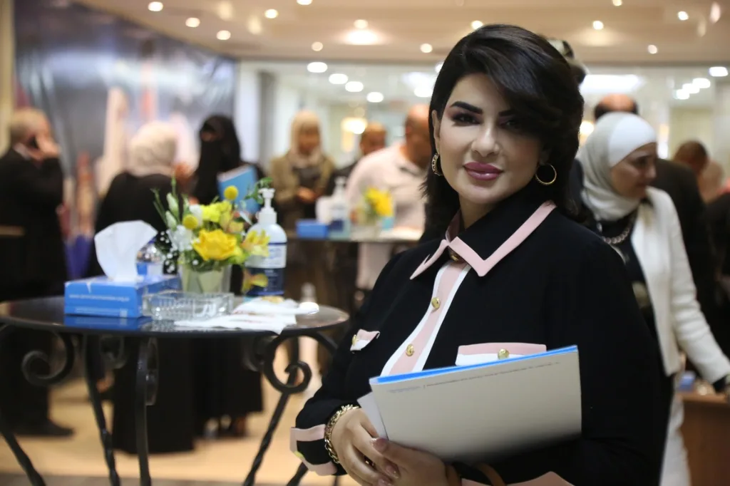 وزير الصناعة يرعى اشهار لجنة سيدات اعمال غرفة تجارة عمان _صور