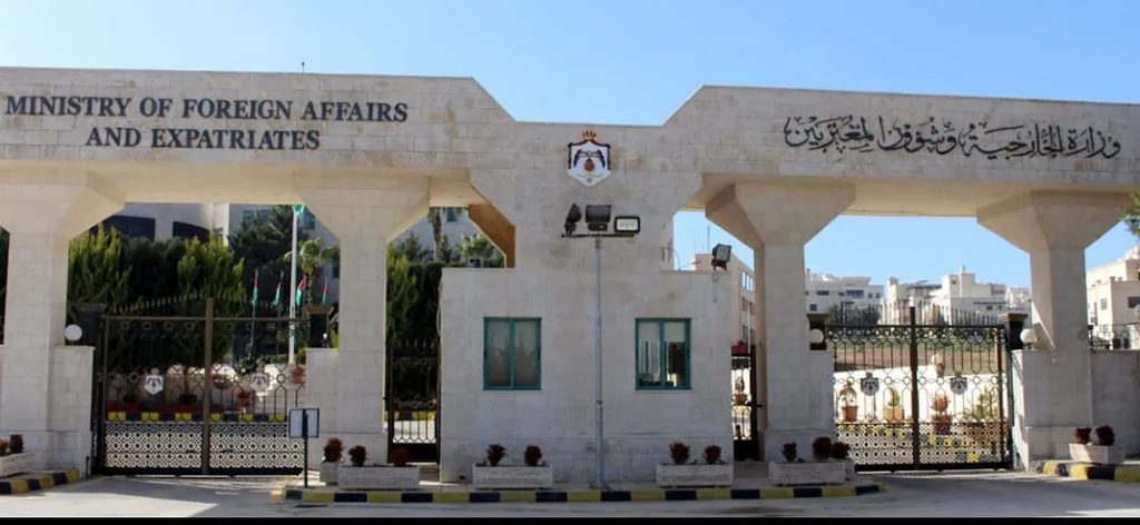 الأردن يدين بأشد العبارات اقتحام المسجد الأقصى ويطالب إسرائيل بالخروج منه فورا