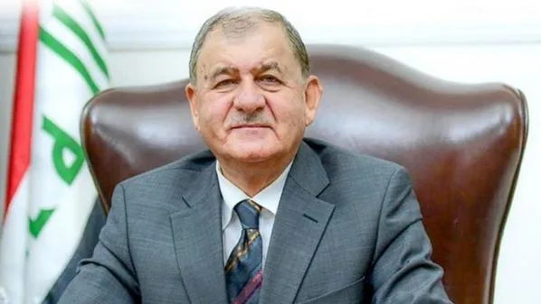 جلالة الملك يرافقه الأمير الحسن يقدمون واجب العزاء بالشهيد العقيد الدلابيح في جرش