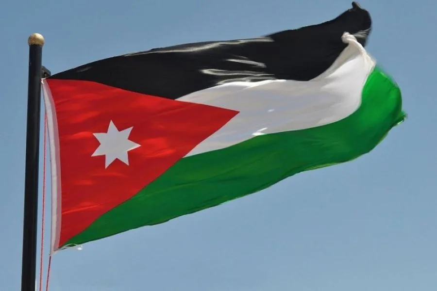 خبير يحذر من تصريحات الوزراء السابقين وتأثيرها على ثقة الأردنيين - تفاصيل