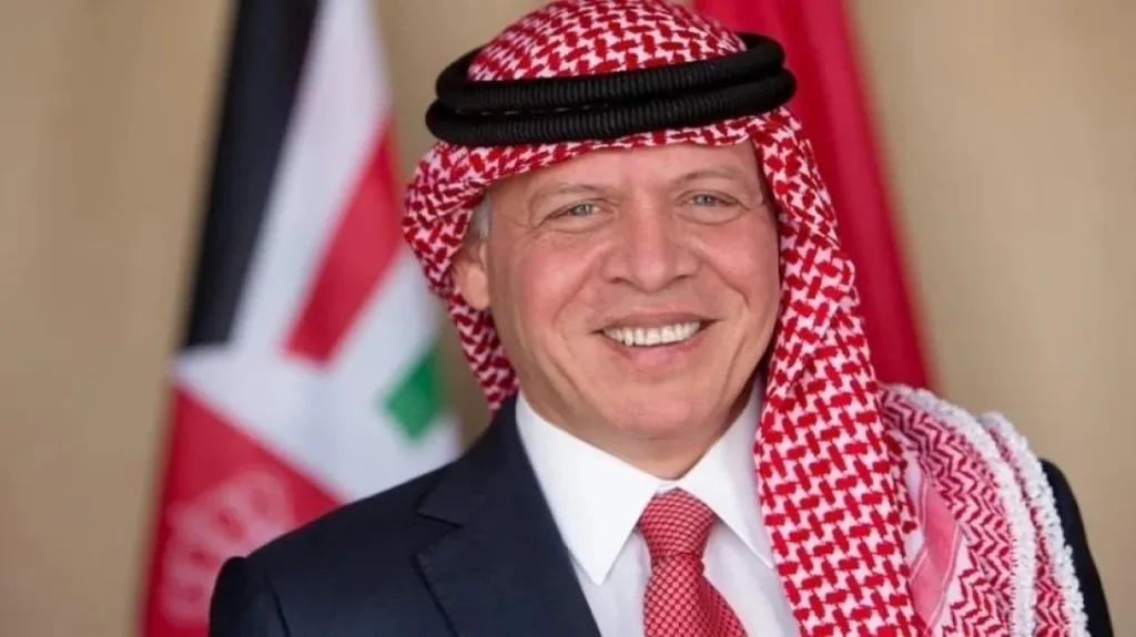الملك يترأس الوفد الأردني في قمة شرم الشيخ