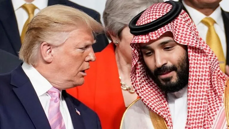 ترامب: نعرف منفذ الهجمات على السعودية